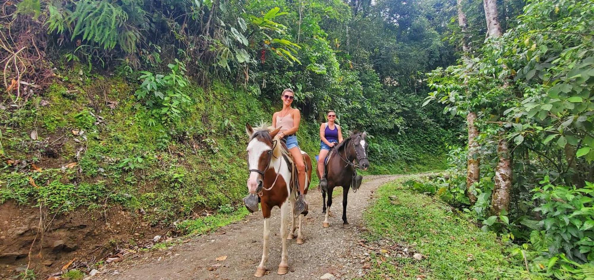 Hotel Rivel - Restaurant & Nature Retreat Turrialba Extérieur photo